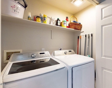 1825 W Ray Road - Photo Thumbnail 17