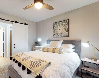 1825 W Ray Road - Photo Thumbnail 11