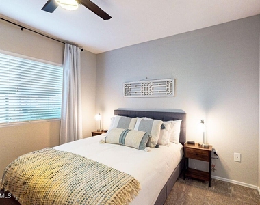 1825 W Ray Road - Photo Thumbnail 14