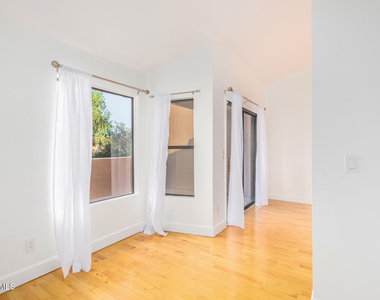 5640 E Bell Road - Photo Thumbnail 4