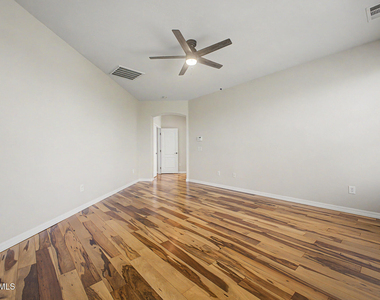 4113 W Lydia Lane - Photo Thumbnail 8