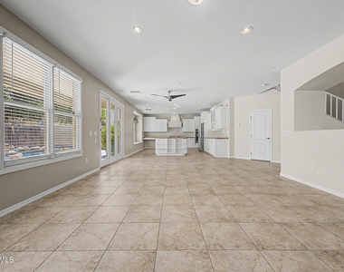 4113 W Lydia Lane - Photo Thumbnail 3
