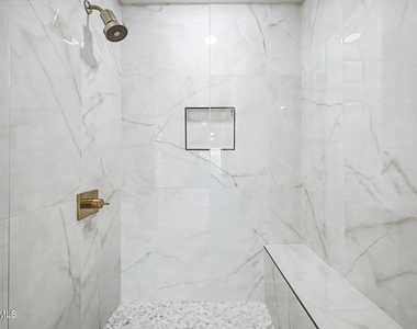 5350 E Deer Valley Drive - Photo Thumbnail 11