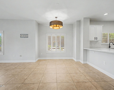 5350 E Deer Valley Drive - Photo Thumbnail 4