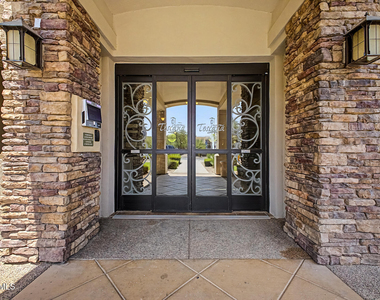 5350 E Deer Valley Drive - Photo Thumbnail 23