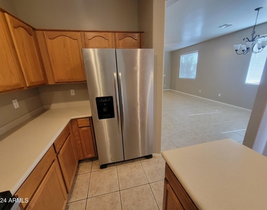 16965 W Lundberg Street - Photo Thumbnail 11