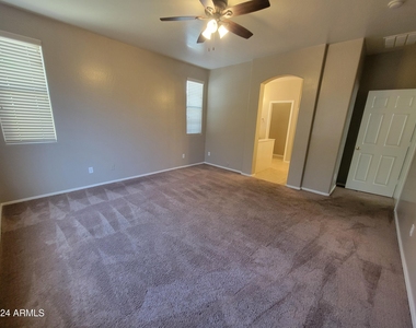 16965 W Lundberg Street - Photo Thumbnail 13