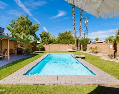 7536 E Coolidge Street - Photo Thumbnail 23