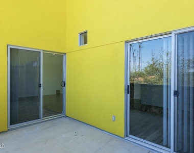 1111 W University Drive - Photo Thumbnail 29