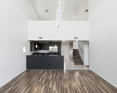 1111 W University Drive - Photo Thumbnail 1