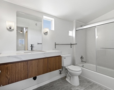 1111 W University Drive - Photo Thumbnail 19