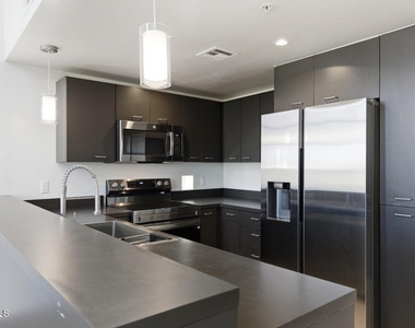 1111 W University Drive - Photo Thumbnail 7