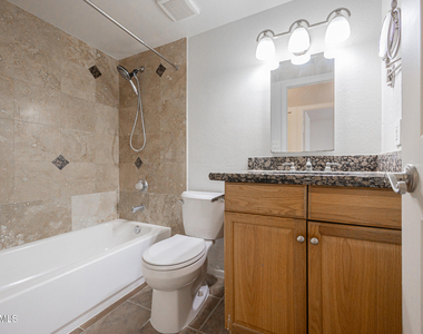 8113 E Glenrosa Avenue - Photo Thumbnail 11