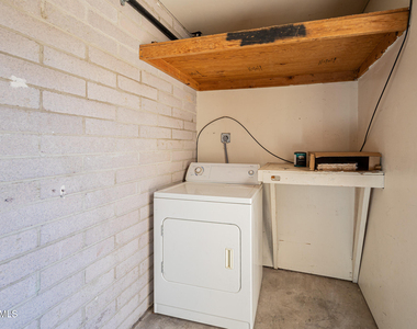 8113 E Glenrosa Avenue - Photo Thumbnail 16