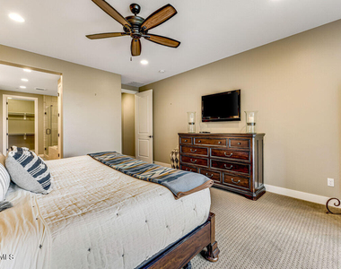 10260 E White Feather Lane - Photo Thumbnail 18