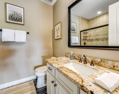 10260 E White Feather Lane - Photo Thumbnail 38