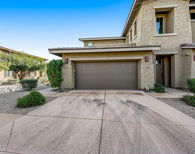 10260 E White Feather Lane - Photo Thumbnail 40