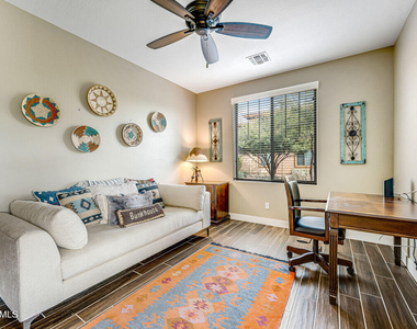 10260 E White Feather Lane - Photo Thumbnail 21