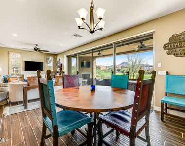 10260 E White Feather Lane - Photo Thumbnail 9