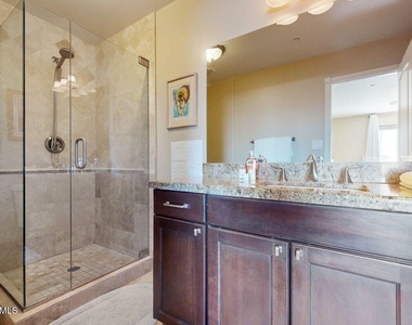 8757 E Monterosa Avenue - Photo Thumbnail 13
