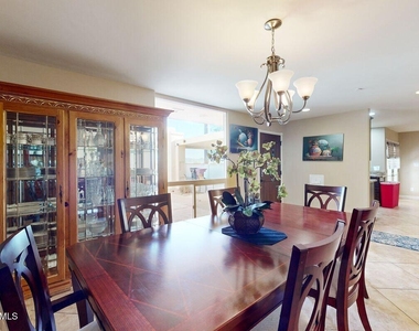 8757 E Monterosa Avenue - Photo Thumbnail 1