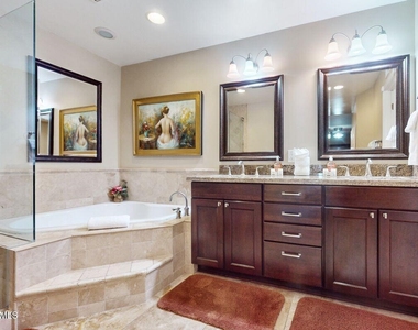 8757 E Monterosa Avenue - Photo Thumbnail 9