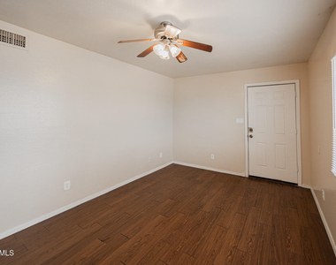2443 E Mobile Lane - Photo Thumbnail 2