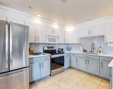 9455 E Raintree Drive - Photo Thumbnail 7