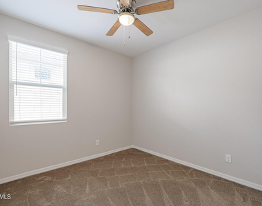 31959 N 124th Drive - Photo Thumbnail 20