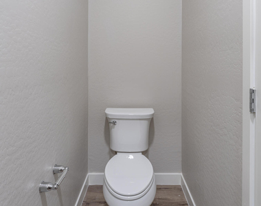 432 S 32nd Street - Photo Thumbnail 20