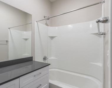 432 S 32nd Street - Photo Thumbnail 41