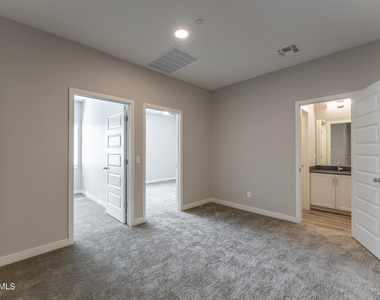 432 S 32nd Street - Photo Thumbnail 25