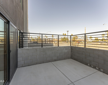 432 S 32nd Street - Photo Thumbnail 58