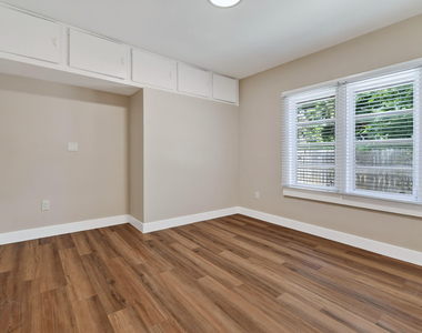 3714 Henry Avenue - Photo Thumbnail 25