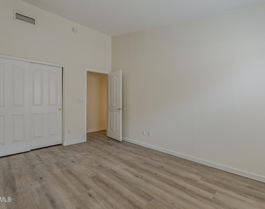 15728 N 104th Street - Photo Thumbnail 25
