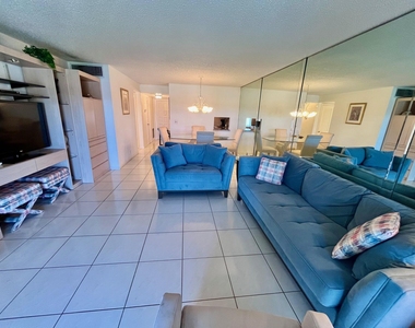 4090 Tivoli Court - Photo Thumbnail 12