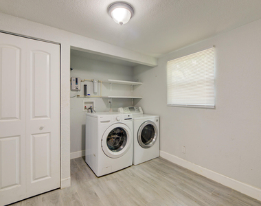 2633 Ne 16th Avenue - Photo Thumbnail 16