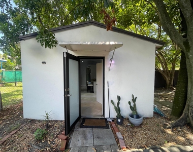 430 Ne 1st Avenue - Photo Thumbnail 6