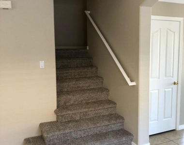 15310 W Evans Drive - Photo Thumbnail 7