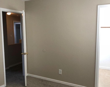 15310 W Evans Drive - Photo Thumbnail 15