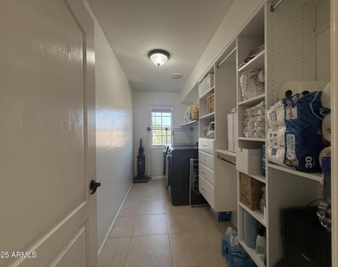1293 E Walnut Road - Photo Thumbnail 18