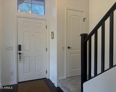 1293 E Walnut Road - Photo Thumbnail 3