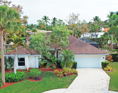 896 Rose Court - Photo Thumbnail 8