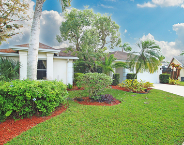 896 Rose Court - Photo Thumbnail 7