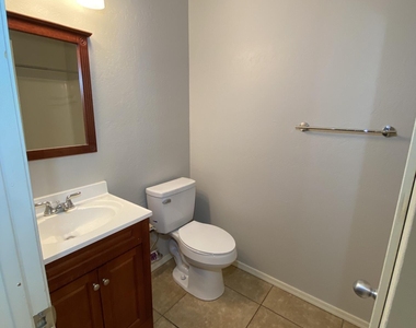 5146 E Oak Street - Photo Thumbnail 26
