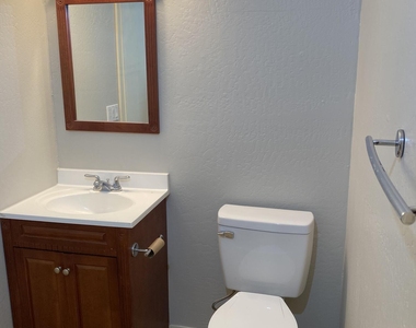 5146 E Oak Street - Photo Thumbnail 27