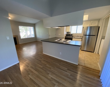 5146 E Oak Street - Photo Thumbnail 8