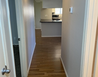 5146 E Oak Street - Photo Thumbnail 15
