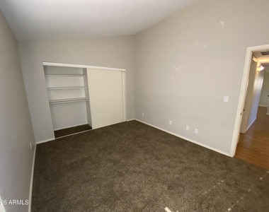 5146 E Oak Street - Photo Thumbnail 25