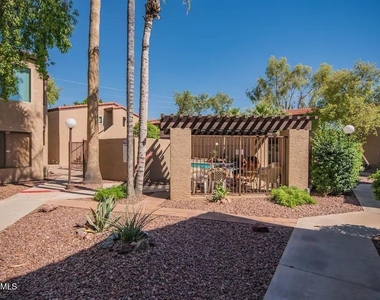 5146 E Oak Street - Photo Thumbnail 31
